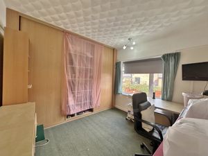 Photo 2- click for photo gallery